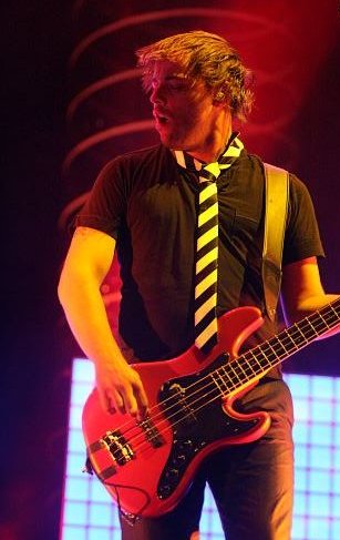 File:Open Air Festival 2006 2.jpg