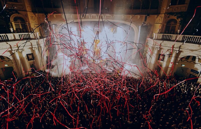 File:Brixton26 Streamers.jpg
