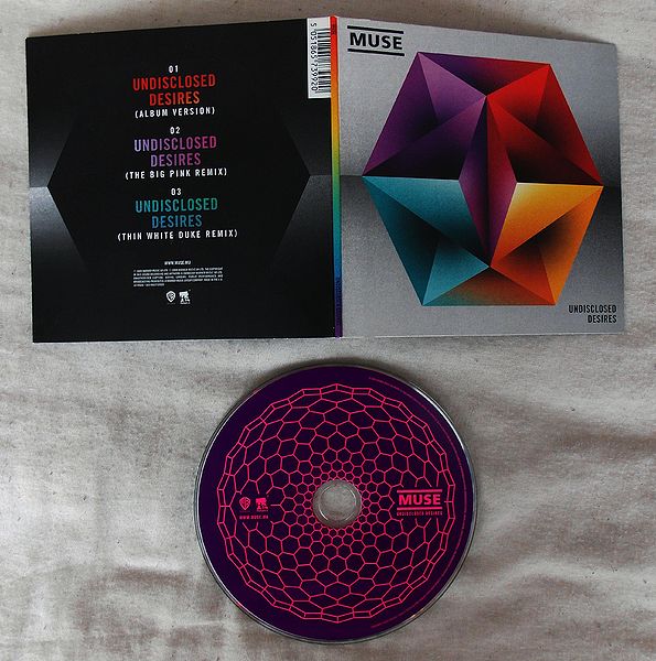 File:DE CD Digipak.JPG