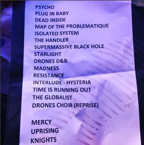 File:EiffelTower2016Setlist.jpg