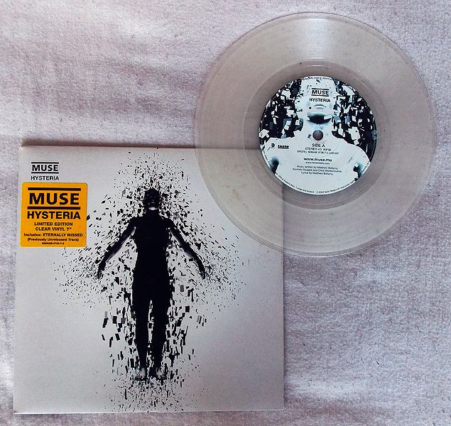 File:Hys 7'' Vinyl.jpg