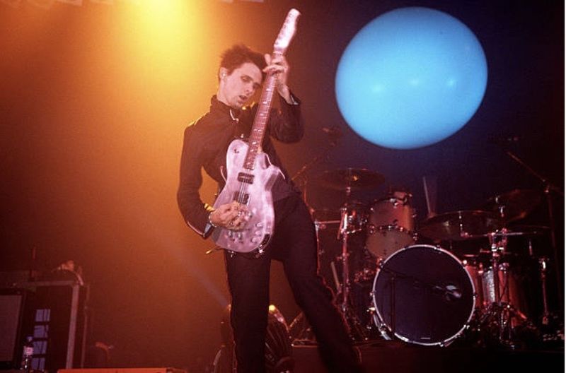 File:Matt performing at Pfefferberg.jpg