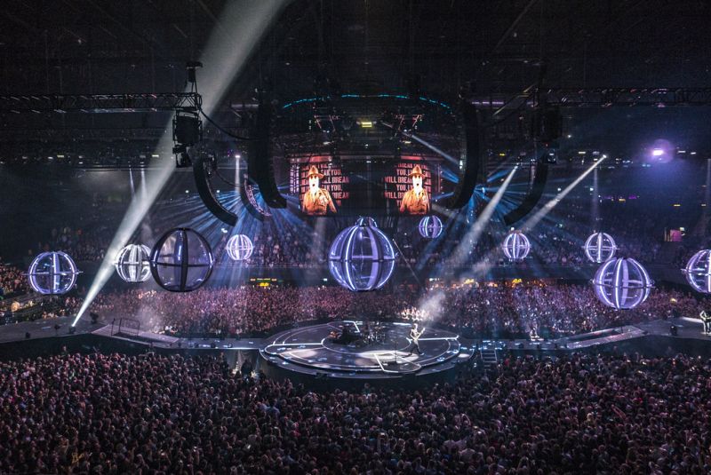 File:MuseZiggoDome161.jpg
