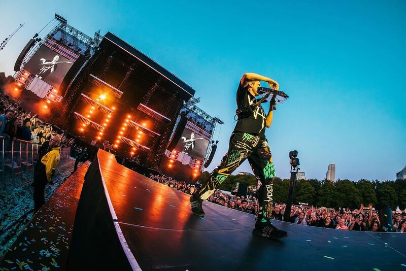 File:Muse Hague23 2.jpg