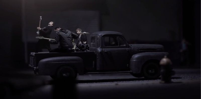 File:Uprising-truck.JPG